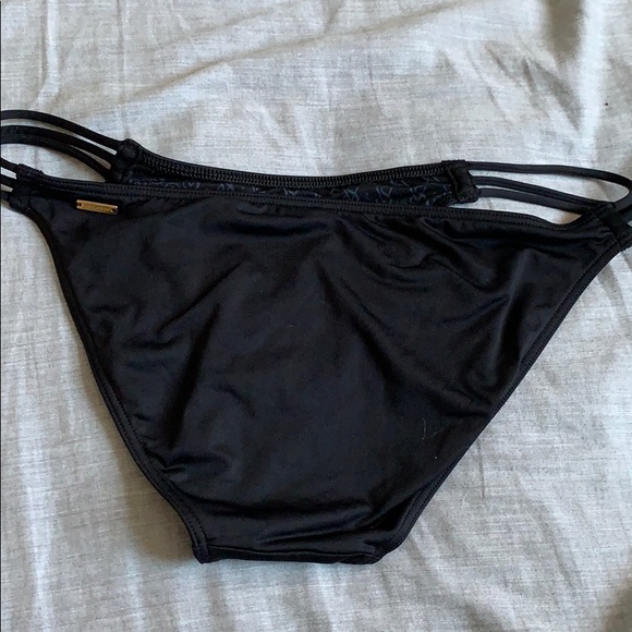 black bikini bottoms - Picture 2 of 2